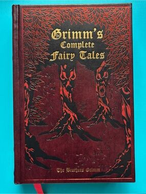 Grimm's Complete Fairy Tales - Leather bound Hardcover Book w/ Golden Edge Pages
